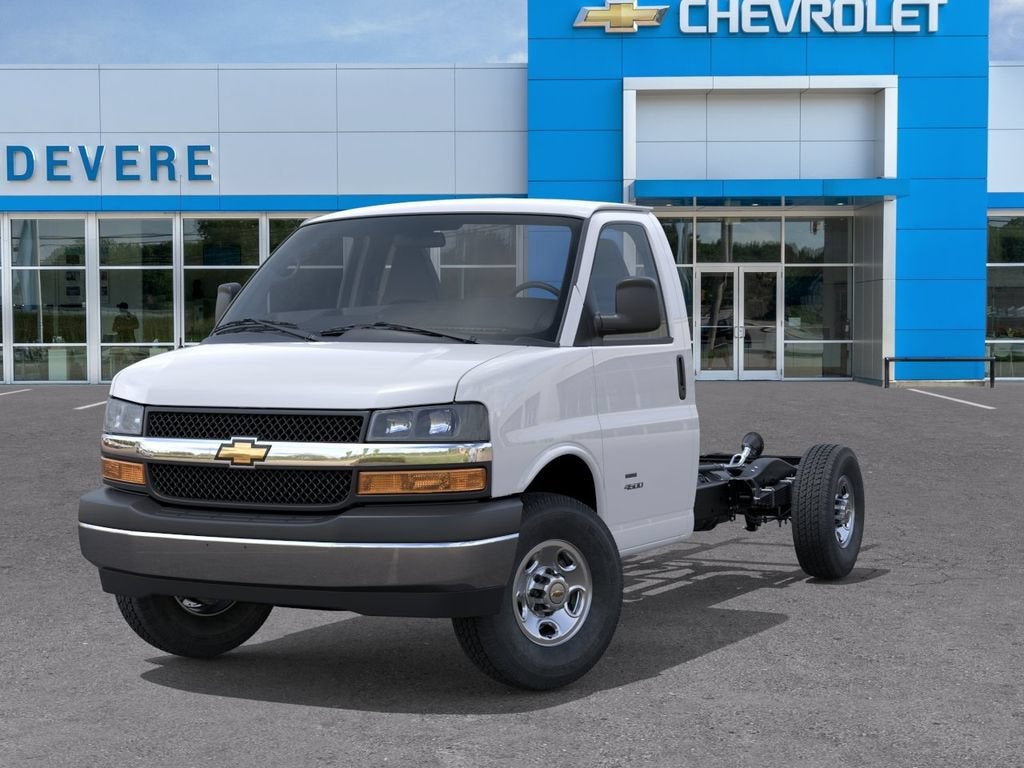 2026 Chevrolet Express Cutaway 3500 1WT