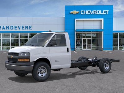 2025 Chevrolet Express Cutaway 3500 1WT