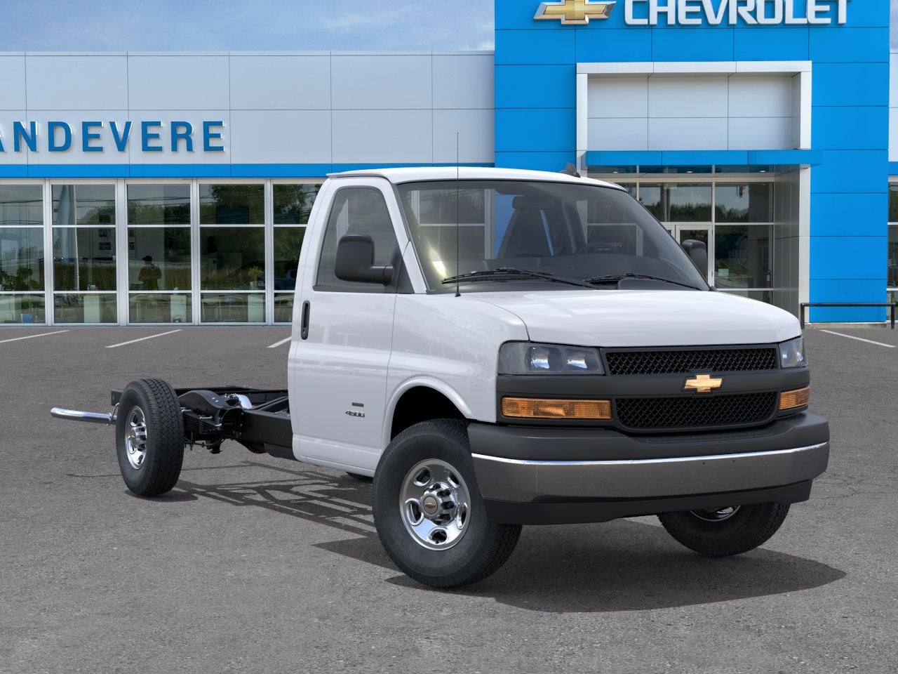 2025 Chevrolet Express Cutaway 3500 1WT