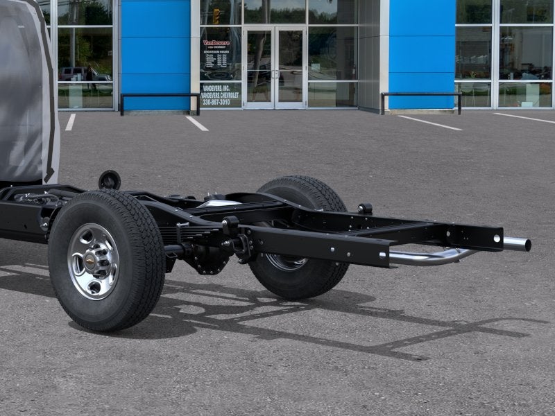2025 Chevrolet Express Cutaway 3500 1WT