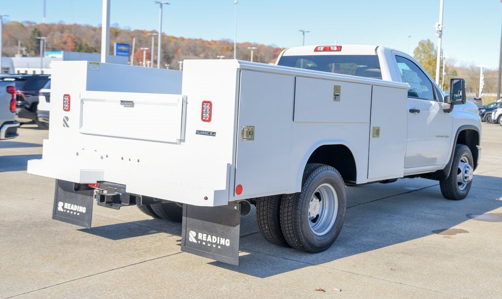 2025 Chevrolet Silverado 3500 HD Chassis Cab Work Truck