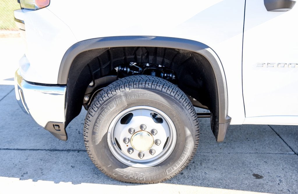 2025 Chevrolet Silverado 3500 HD Chassis Cab Work Truck