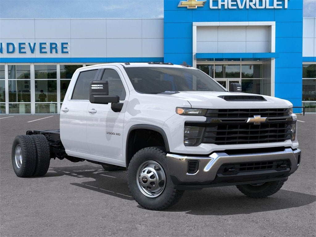 2025 Chevrolet Silverado 3500 HD Chassis Cab Work Truck