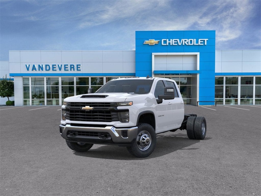 2026 Chevrolet Silverado 3500 HD Chassis Cab Work Truck