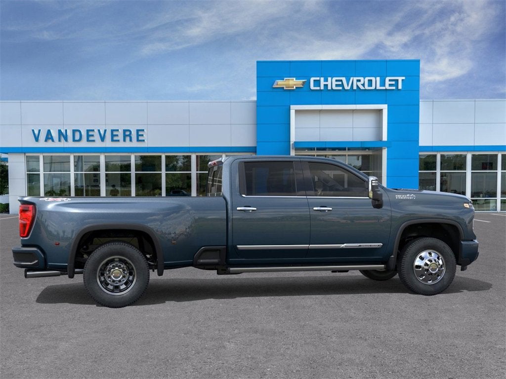 2026 Chevrolet Silverado 3500 HD High Country DRW