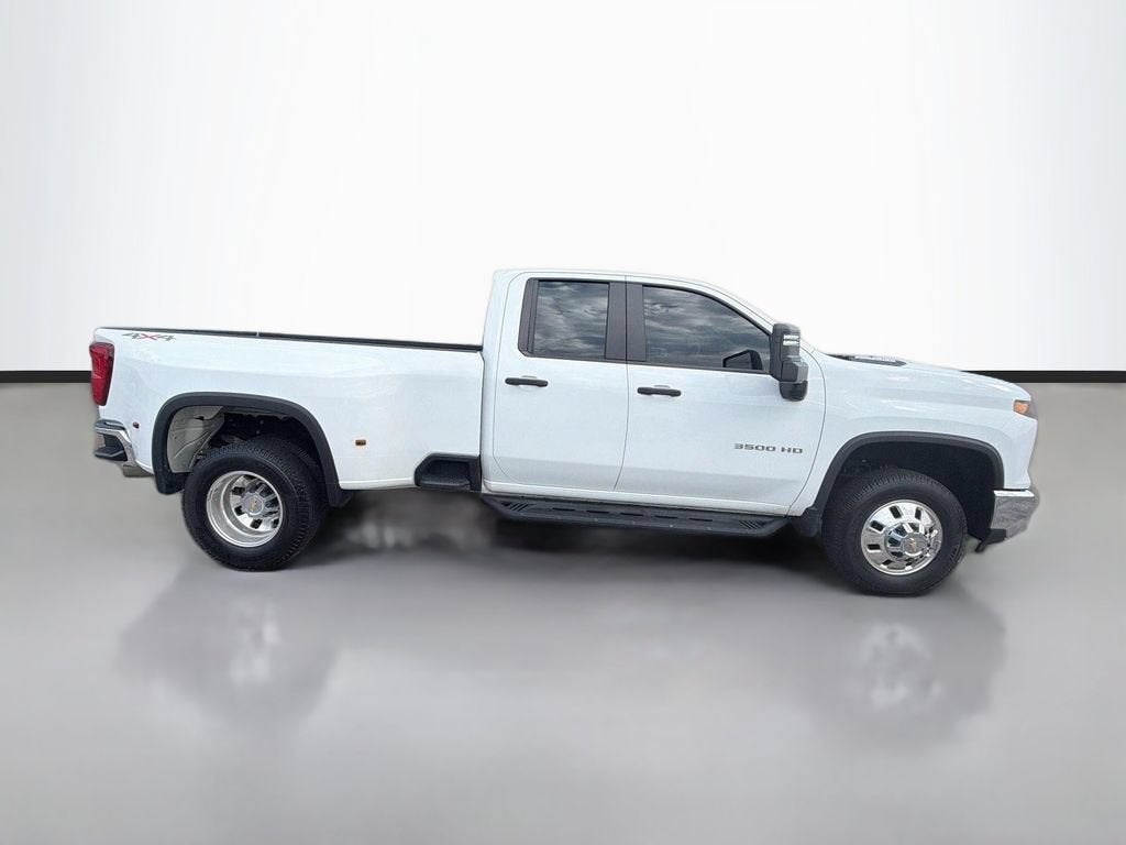 2025 Chevrolet Silverado 3500 HD WT DRW