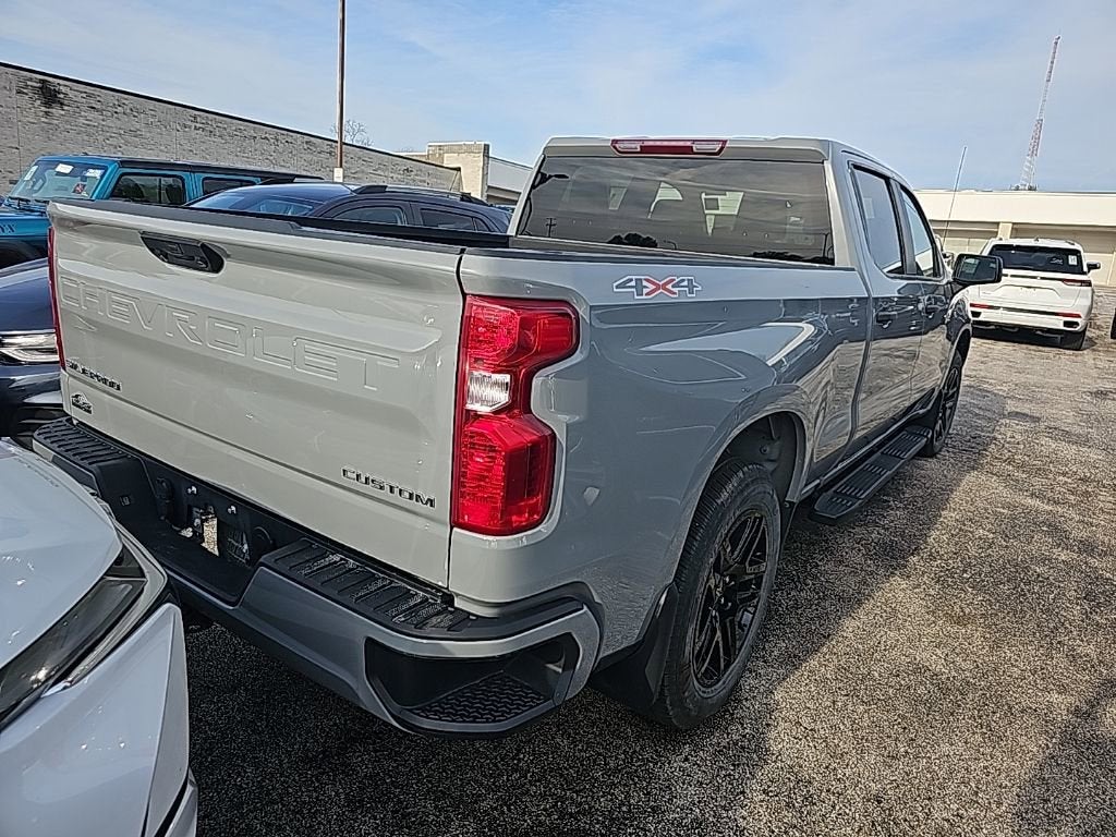 2024 Chevrolet Silverado 1500 Custom