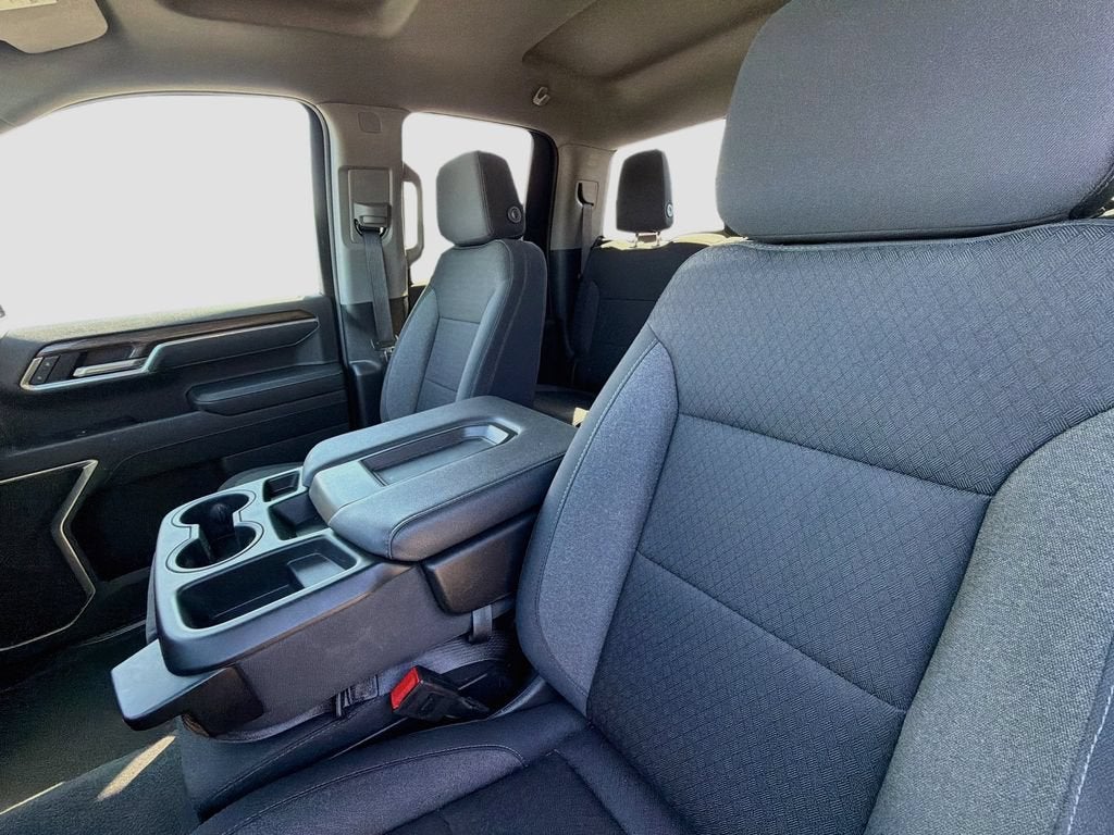 2025 Chevrolet Silverado 1500 LT (2FL)
