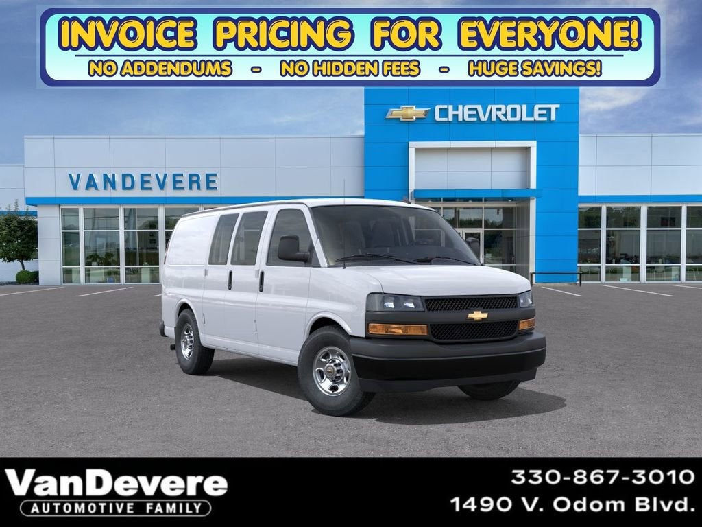 2025 Chevrolet Express 2500 Work Van HD's photo