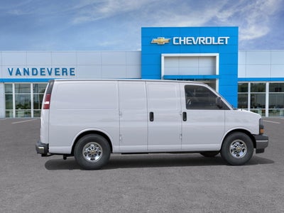2025 Chevrolet Express Cargo 3500 WT