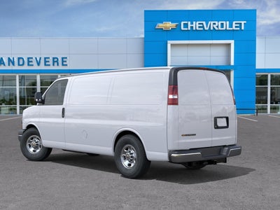 2025 Chevrolet Express Cargo WT
