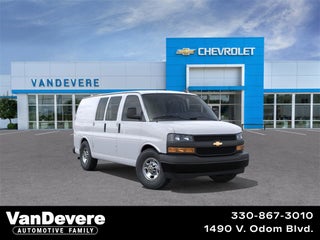 2025 Chevrolet Express Cargo WT