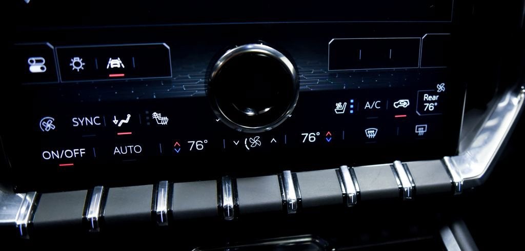 2024 GMC Acadia Denali