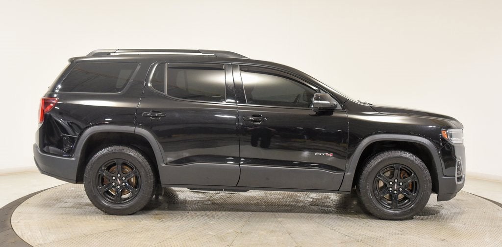 2023 GMC Acadia AT4
