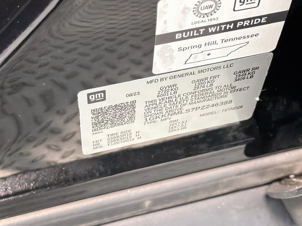 2023 GMC Acadia SLT