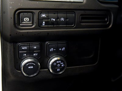 2024 GMC Yukon SLE