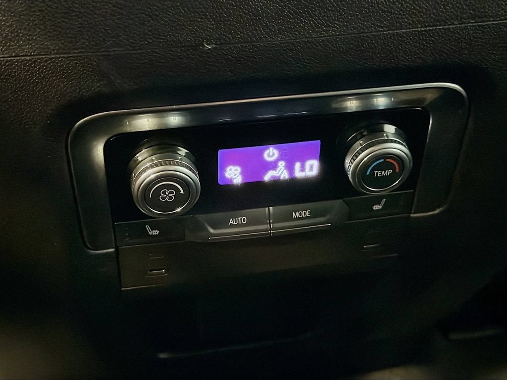 2025 GMC Yukon XL Elevation