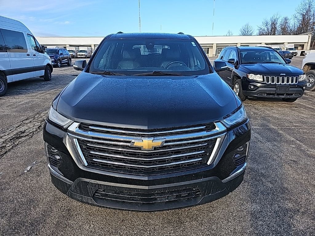 2023 Chevrolet Traverse LT Leather