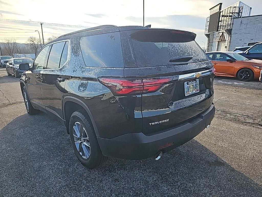 2023 Chevrolet Traverse LT Leather