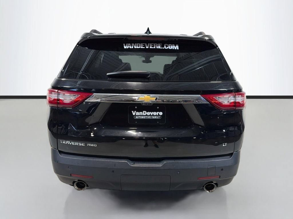 2021 Chevrolet Traverse LT Leather