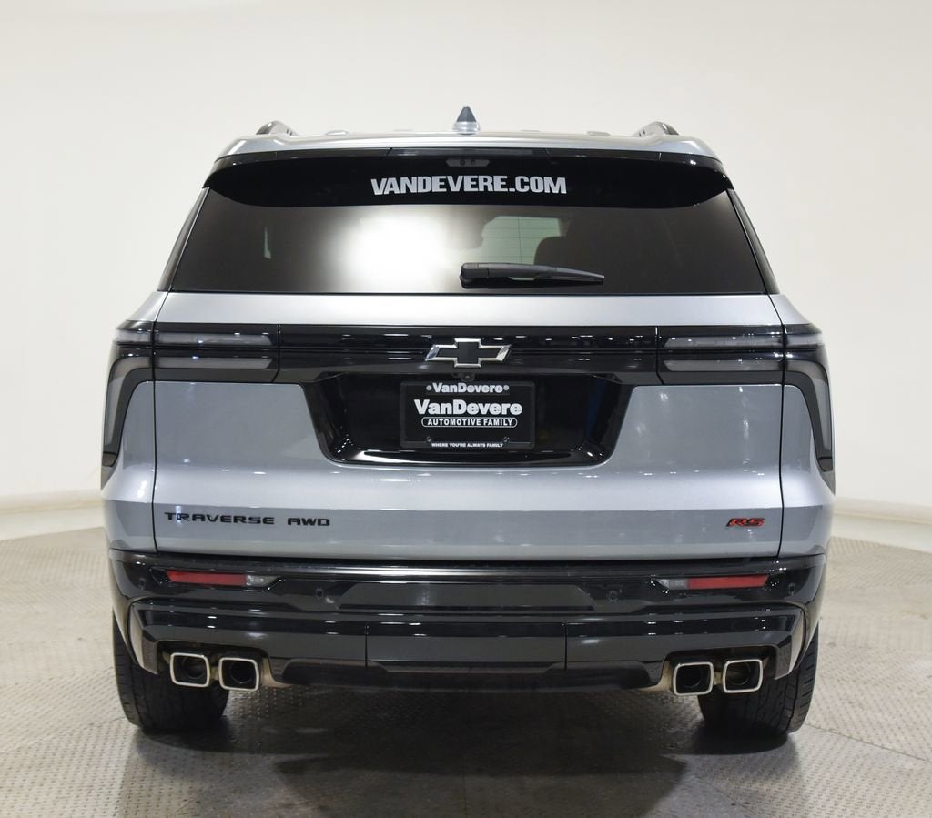 2024 Chevrolet Traverse RS