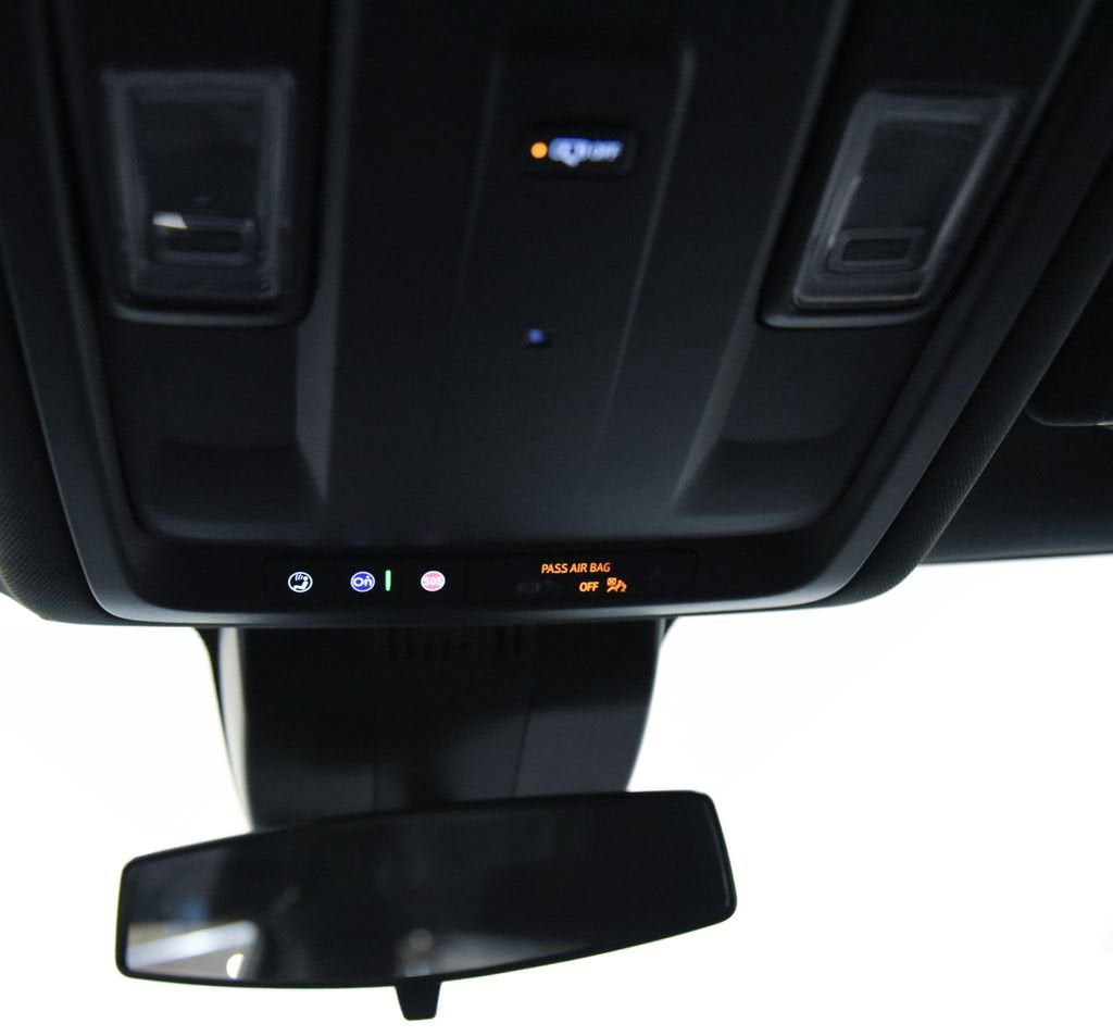 2025 Chevrolet Suburban LS