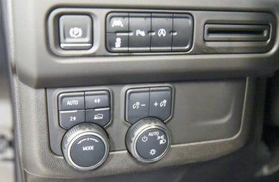 2023 Chevrolet Suburban LS