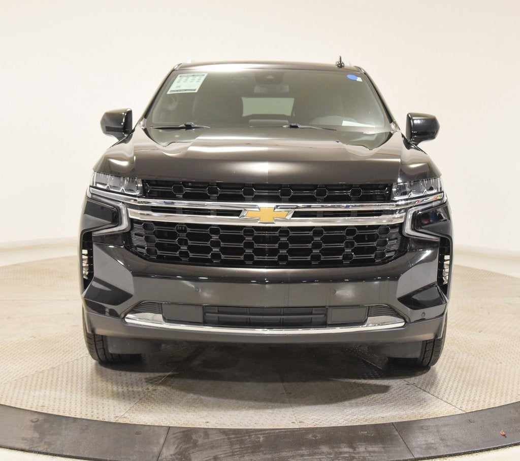 2023 Chevrolet Suburban LS