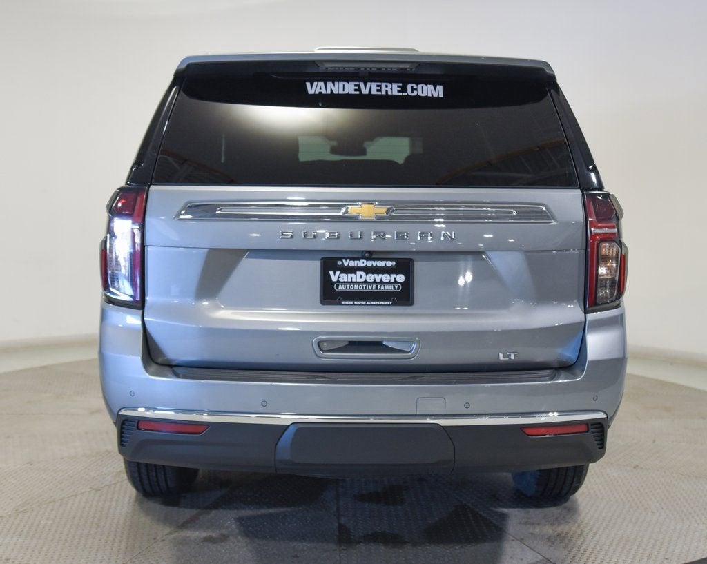 2024 Chevrolet Suburban LT