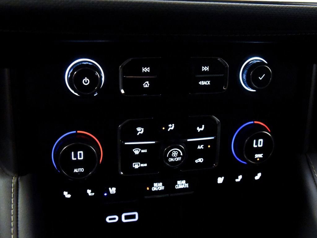 2024 Chevrolet Suburban Premier