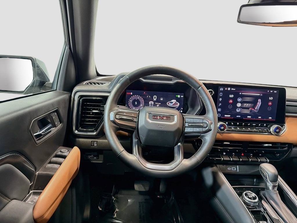 2025 GMC Canyon AT4