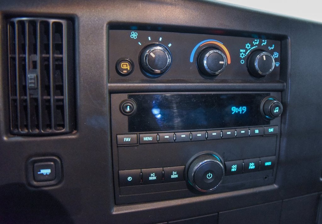 2024 GMC Savana Cargo 2500 Work Van