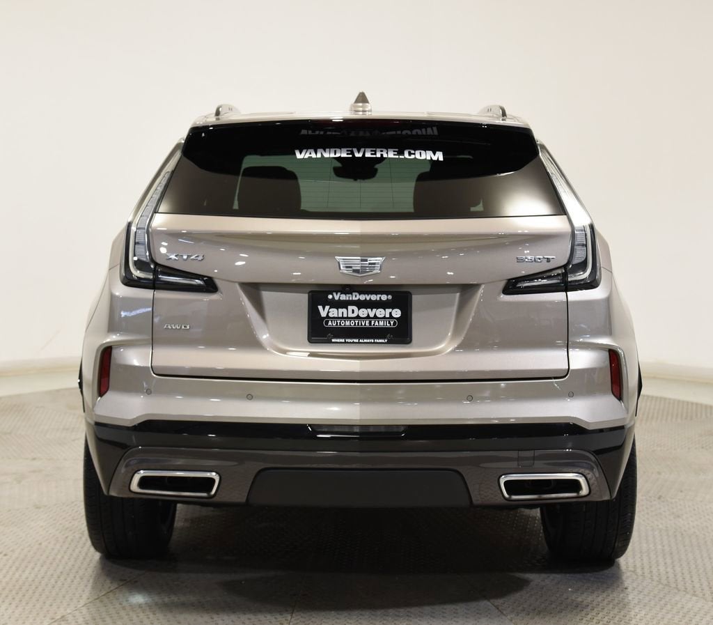 2024 Cadillac XT4 Sport