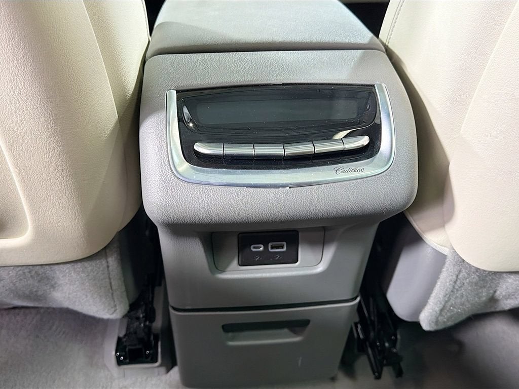 2023 Cadillac XT6 FWD Premium Luxury