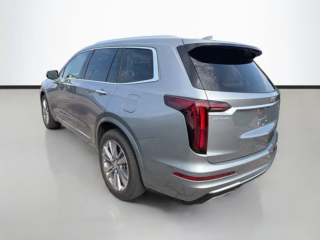 2023 Cadillac XT6 FWD Premium Luxury