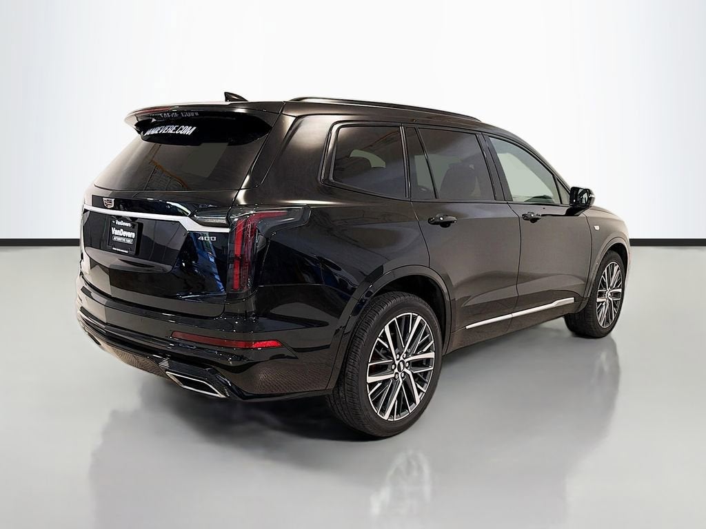 2025 Cadillac XT6 Sport