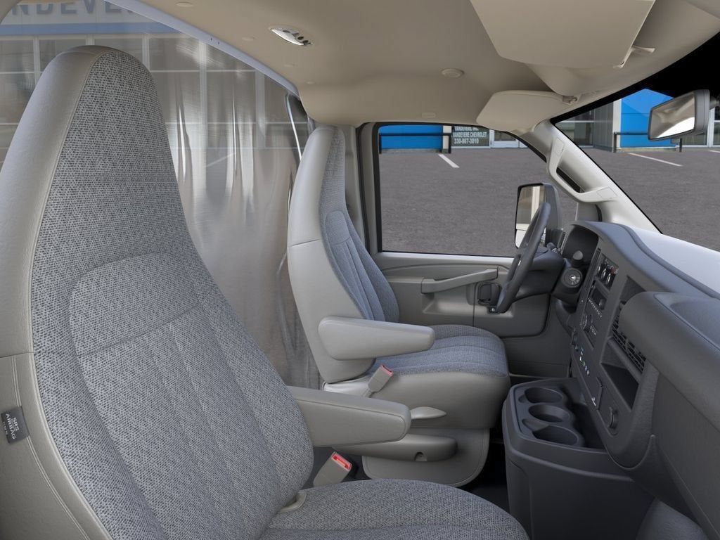 2026 Chevrolet Express Cutaway 3500 1WT