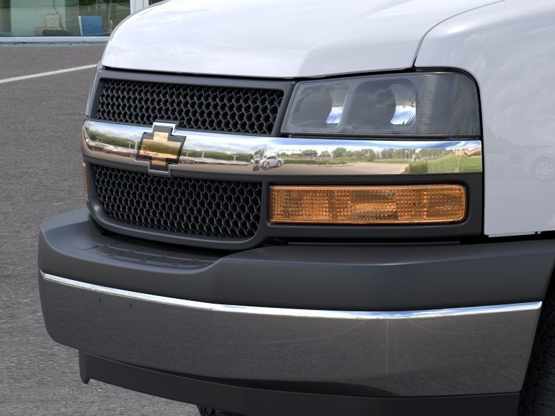 2026 Chevrolet Express Cutaway 3500 1WT