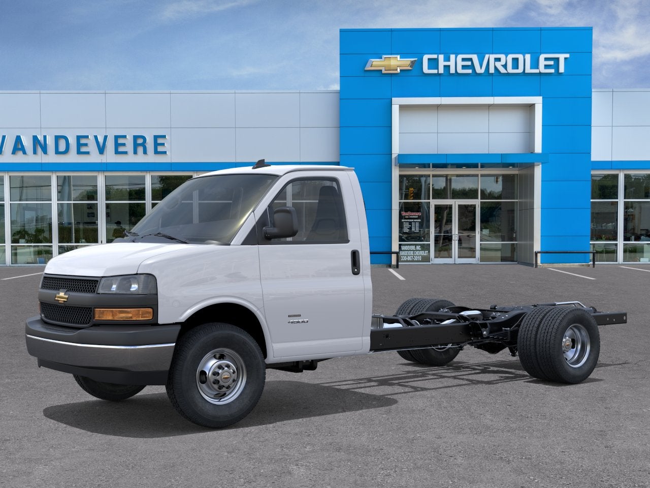 2025 Chevrolet Express Cutaway 3500 1WT