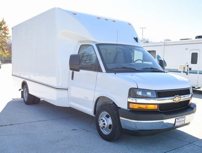 2025 Chevrolet Express Cutaway 3500 1WT