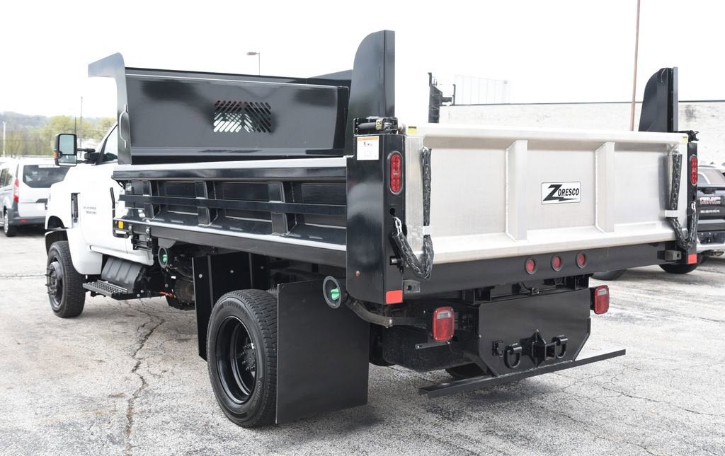 2023 Chevrolet Silverado 5500 HD Work Truck