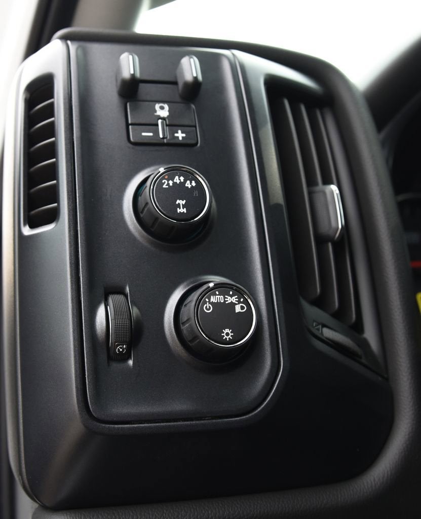 2023 Chevrolet Silverado 5500 HD Work Truck