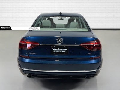 2019 Volkswagen Passat 2.0T SE R-Line