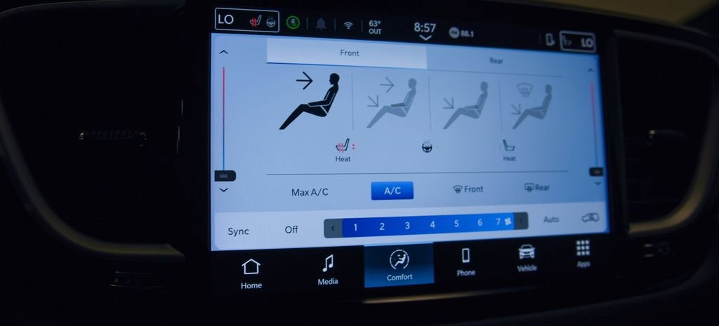 2025 Chrysler Pacifica Select