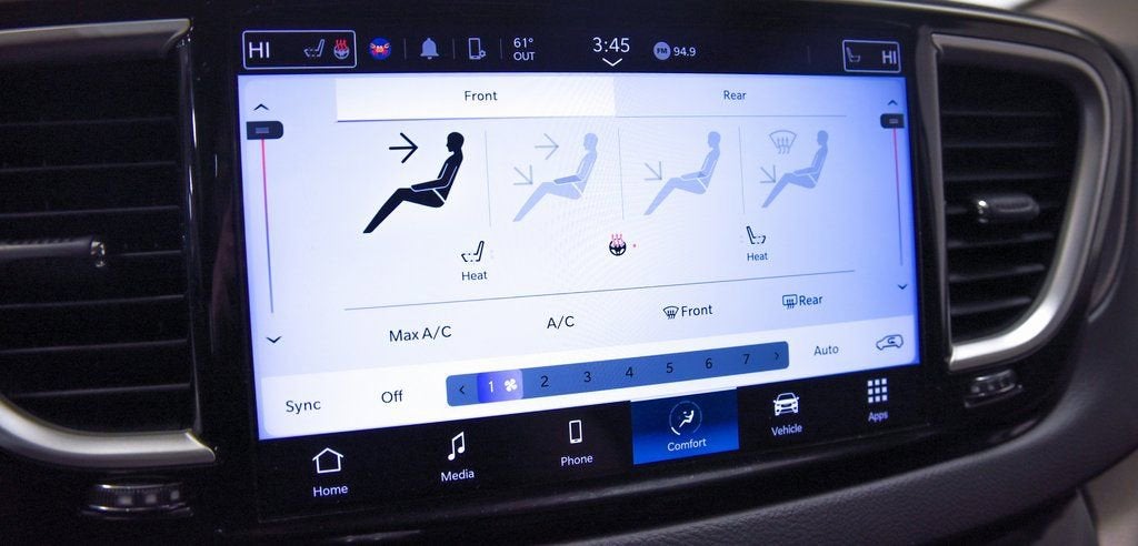 2022 Chrysler Pacifica Touring L