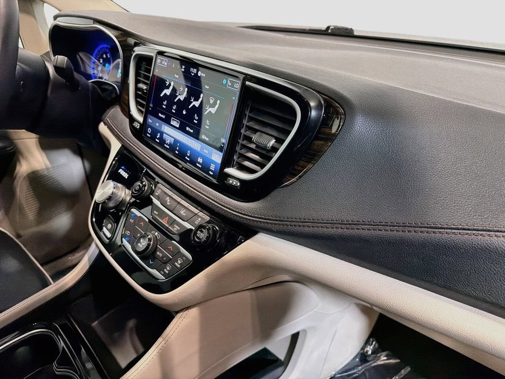 2024 Chrysler Pacifica Limited