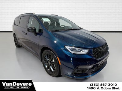 2025 Chrysler Pacifica Limited