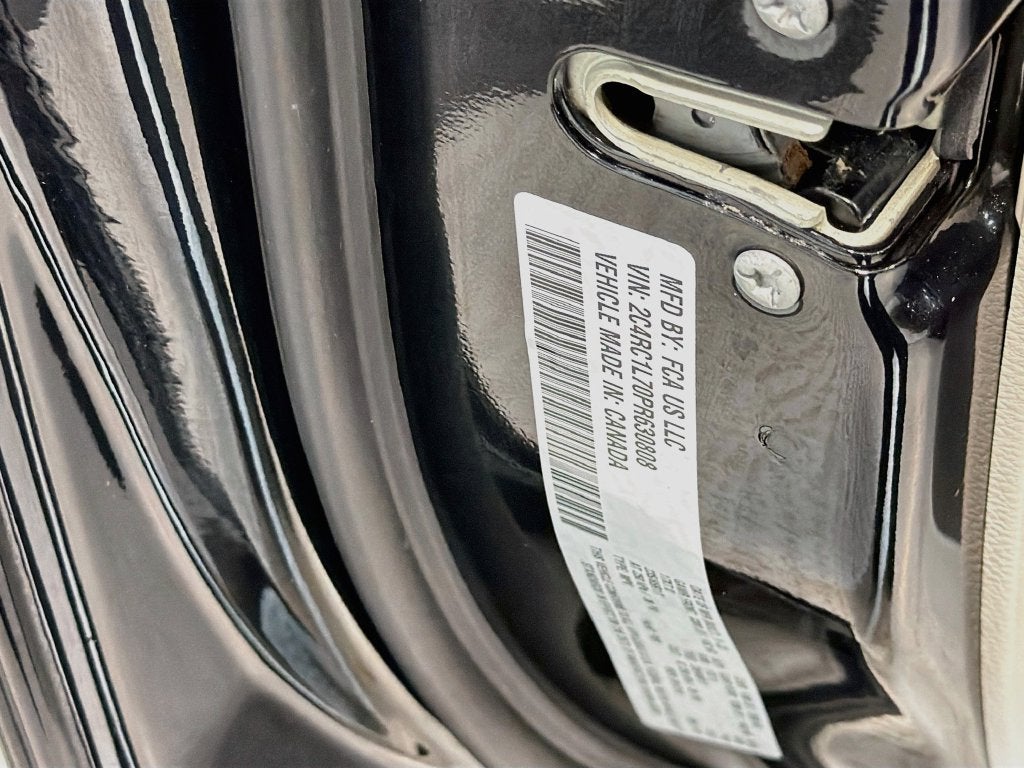 2023 Chrysler Pacifica Hybrid Touring L