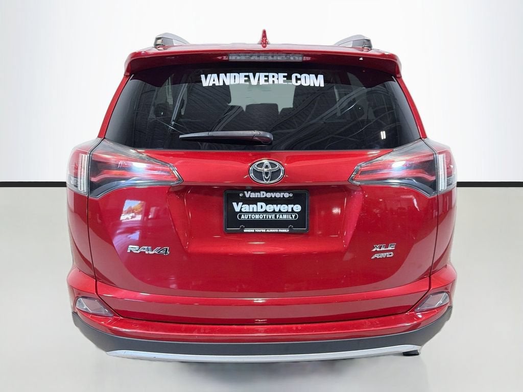 2016 Toyota RAV4 XLE