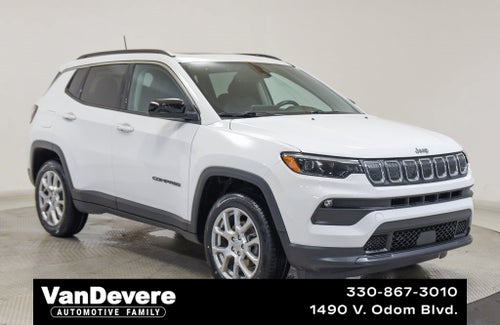 2022 Jeep Compass Latitude Lux